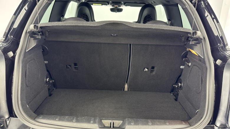 MINI Hatchback 1.5 Cooper Sport II 3dr Petrol Hatchback